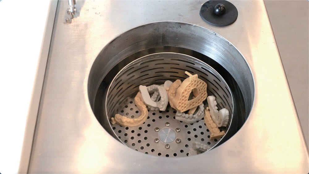 Spin-dry stage